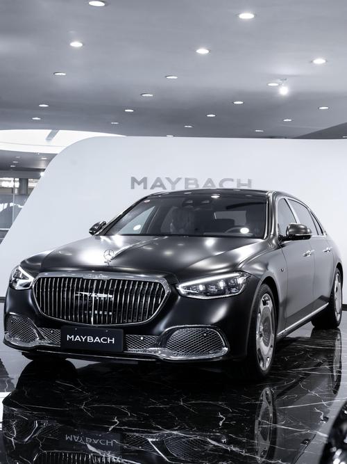 成都219岚图汽车的售后服务让用户无忧出行，迈巴赫未来的豪华车趋势